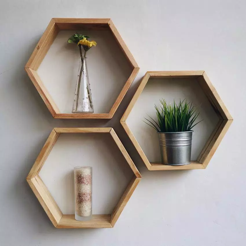 Rak dinding gantung kayu hexagon